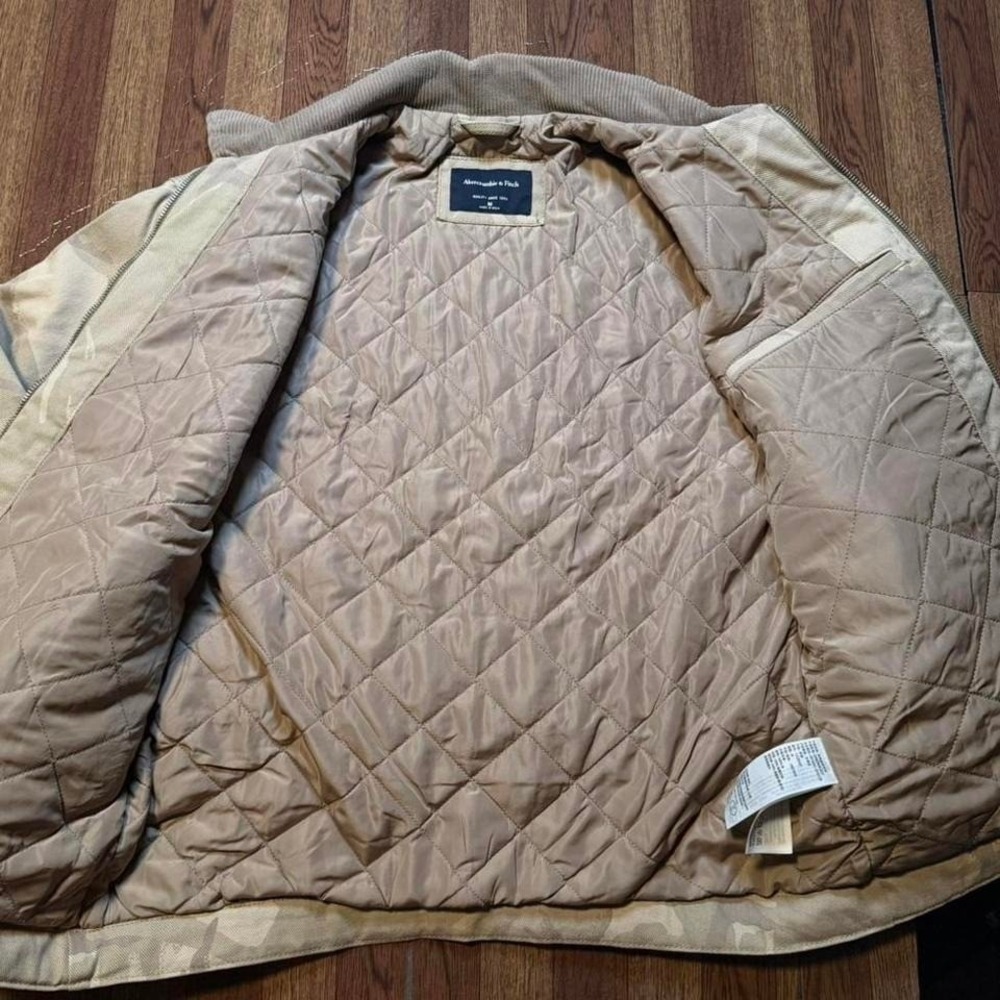 Abercrombie&Fitch Camo Workwear Quilted Cropped Boxy Jacket Medium - Picture 2 of 6